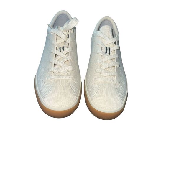 ✨Rothys The Lace Up Blond Sz 8 Sneakers✨ - Picture 8 of 13